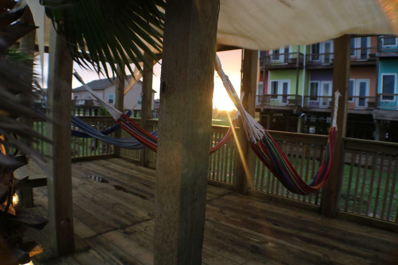 Boardwalk Resort - Crystal Beach Bolivar Peninsula Extérieur photo